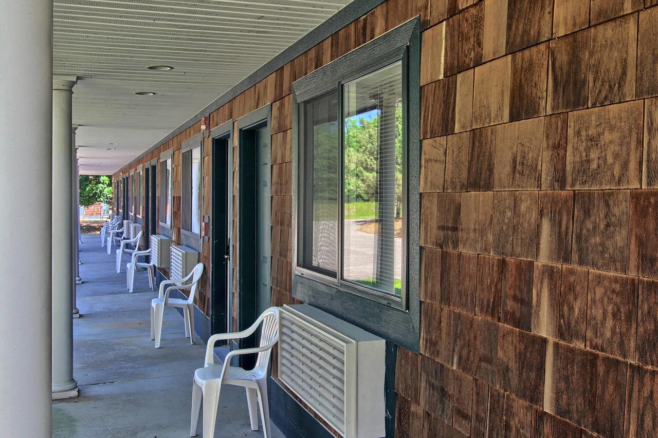 The Legend Cottage Inn Bellaire ภายนอก รูปภาพ